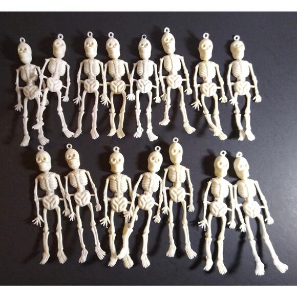 Lot Of 15 Halloween Skeletons Toy Dangler Ornaments 1960s Hong Kong Horror Spook - Picture 1 of 3